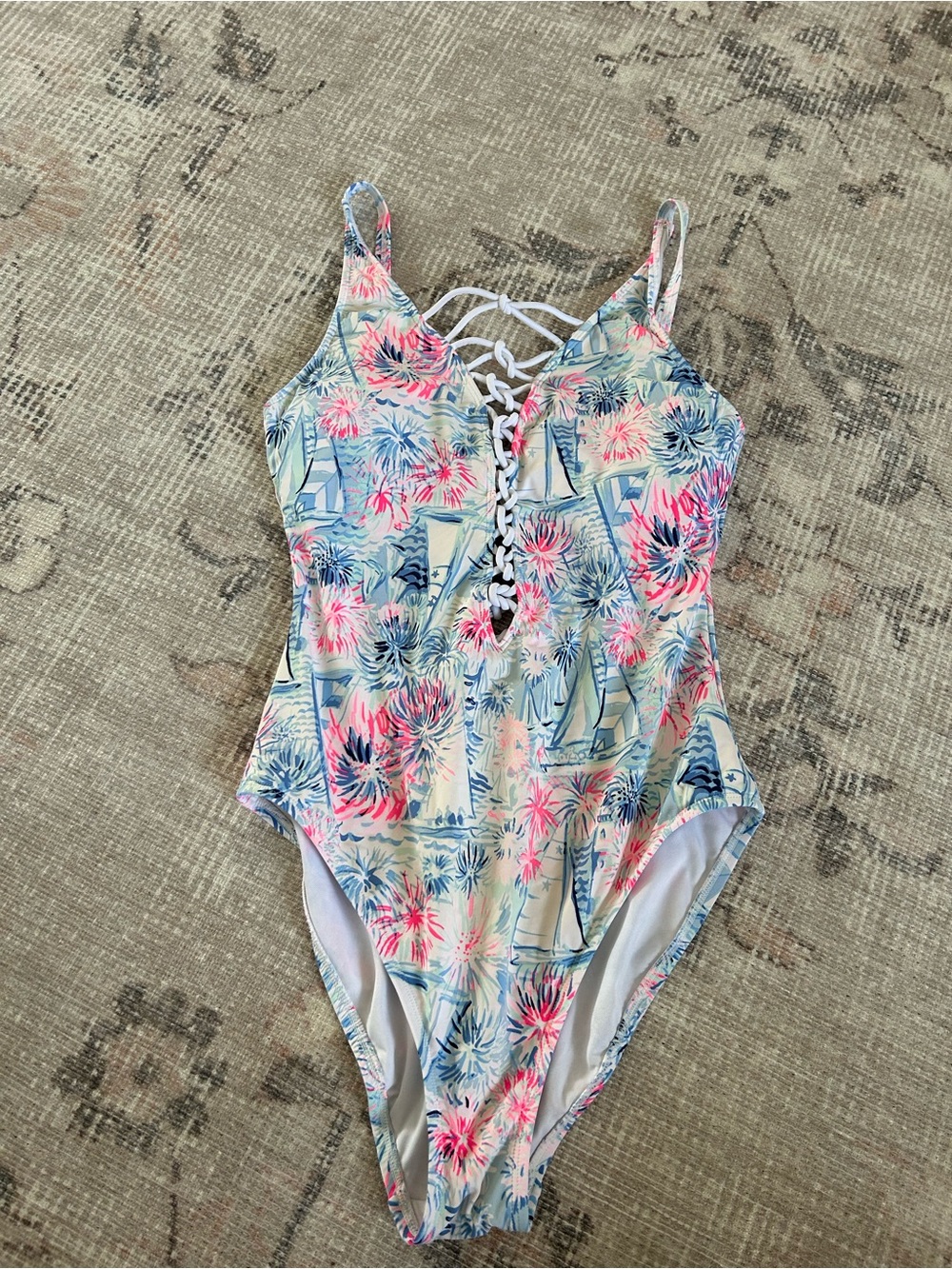 Lilly Pulitzer lattice fireworks